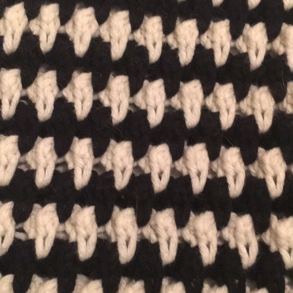 Loft sweater one of a kind - Picture 2 of 4